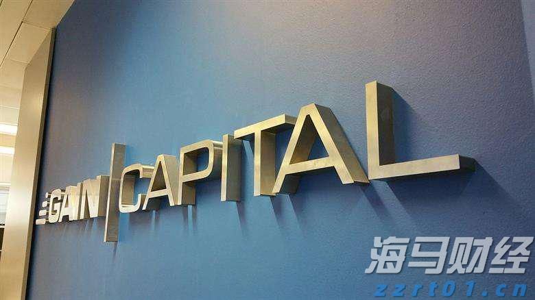 工行合肥新蚌埠路支行普及金融知识进校园筑牢反诈“安全网”