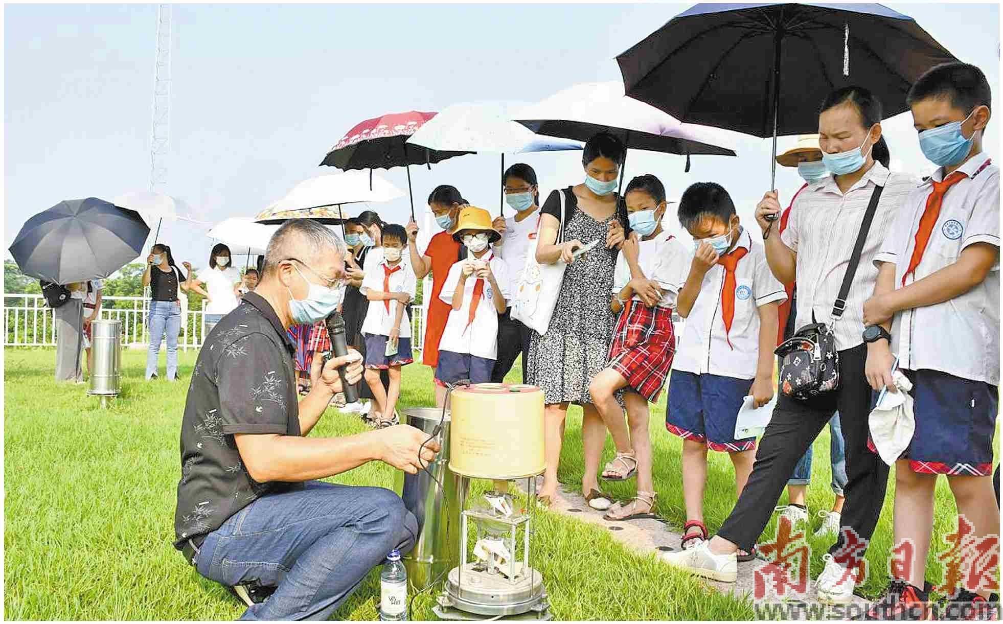 港股收盘(08.07) | 恒指上涨0.69% 脑机接口概念股尾盘大涨 苹果概念股活跃