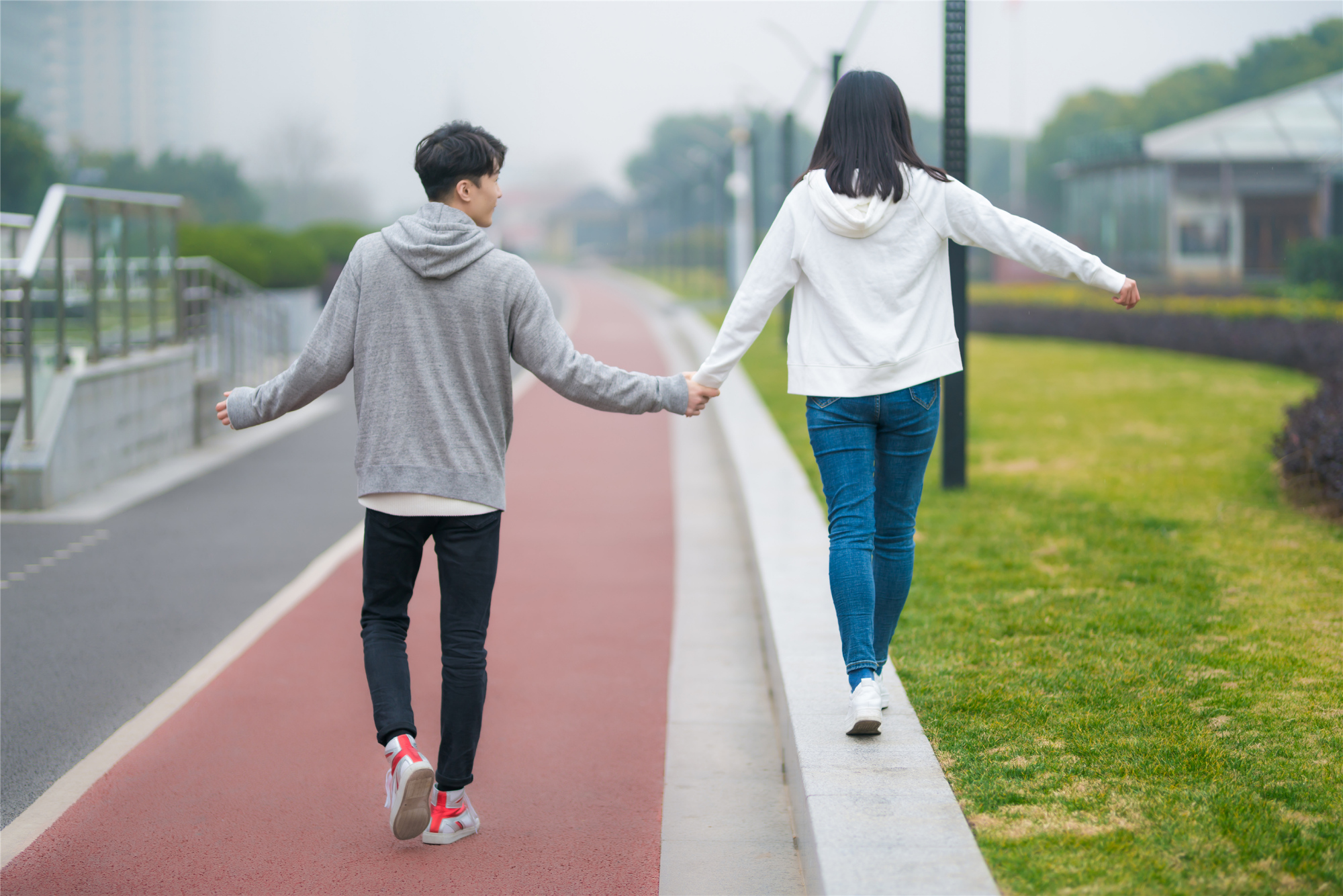 估值优势+盈利回升在即！美银：美股保险类股有望触底反弹